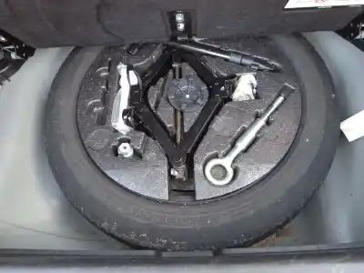 Scrapping Vehicle volvo s80 ii (124) d5 of the year 2009 powered d5244t10