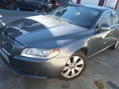 Scrapping Vehicle volvo s80 ii (124) d5 of the year 2009 powered d5244t10
