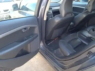 Scrapping Vehicle volvo s80 ii (124) d5 of the year 2009 powered d5244t10