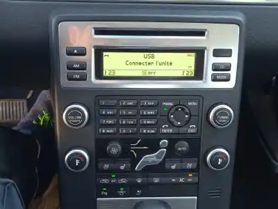 Scrapping Vehicle volvo s80 ii (124) d5 of the year 2009 powered d5244t10