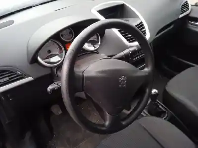 Veículo de Sucata peugeot 207/207+ (wa_, wc_) 1.4 do ano 2011 alimentado kft