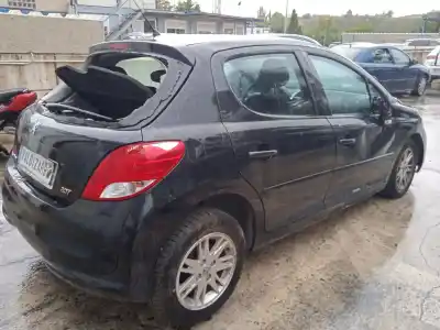 Veículo de Sucata peugeot 207/207+ (wa_, wc_) 1.4 do ano 2011 alimentado kft