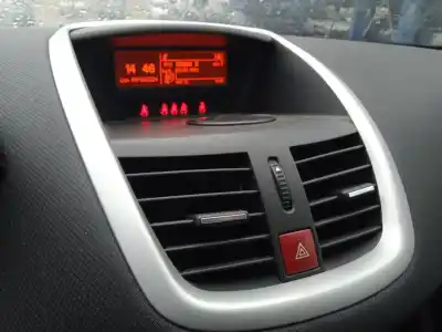 Veículo de Sucata peugeot 207/207+ (wa_, wc_) 1.4 do ano 2011 alimentado kft