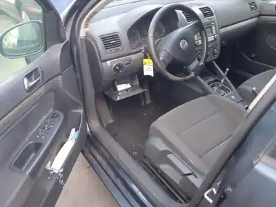 Veicolo di demolizione volkswagen golf v (1k1) 1.9 tdi dell'anno 2006 alimentato bxe