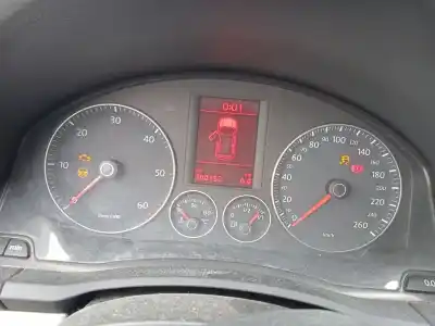 Veicolo di demolizione volkswagen golf v (1k1) 1.9 tdi dell'anno 2006 alimentato bxe