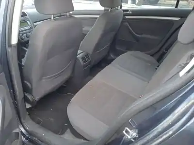 Veicolo di demolizione volkswagen golf v (1k1) 1.9 tdi dell'anno 2006 alimentato bxe