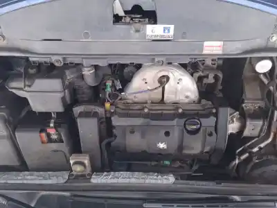 Scrapping Vehicle peugeot 307 (3a/c) 1.6 16v of the year 2005 powered nfu (tu5jp4)