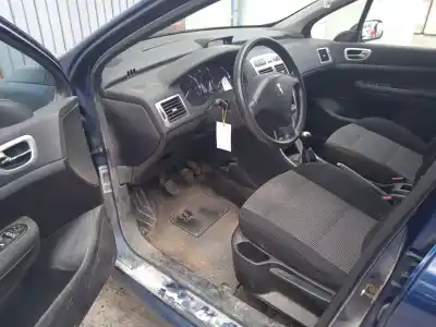 Scrapping Vehicle peugeot 307 (3a/c) 1.6 16v of the year 2005 powered nfu (tu5jp4)