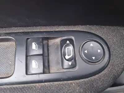 Scrapping Vehicle peugeot 307 (3a/c) 1.6 16v of the year 2005 powered nfu (tu5jp4)