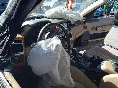 Здавання транспортного засобу land rover range rover iii (l322) 4.4 4x4 року 2003 потужний 448s2