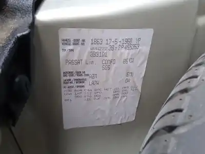 Veicolo di demolizione volkswagen passat b5.5 (3b3) 2.0 dell'anno 2002 alimentato azm