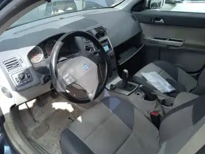 Scrapping Vehicle volvo v50 (545) 2.0 d of the year 2004 powered d4204t