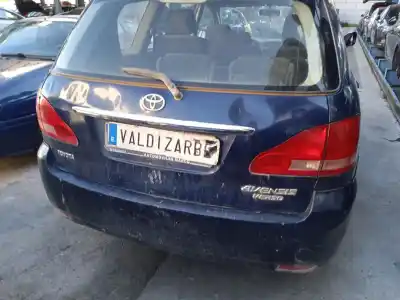 Vehicul casat toyota ipsum (_m2_) 2.0 d (clm20_) al anului 2001 alimentat 1cd-ftv