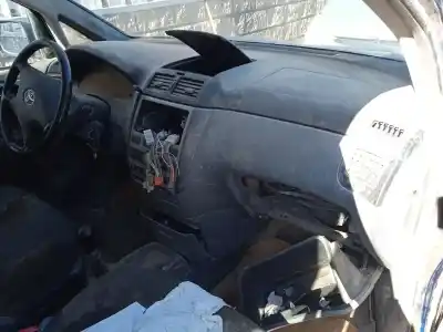 Veículo de Sucata toyota ipsum (_m2_) 2.0 d (clm20_) do ano 2003 alimentado 1cdftv