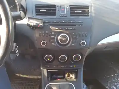 Scrapping Vehicle mazda 3 sedán (bl) 1.6 mzr cd (bl14) of the year 2012 powered y6