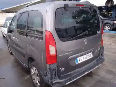 Veículo de Sucata peugeot partner tepee 1.6 hdi 16v do ano 2008 alimentado 9hx