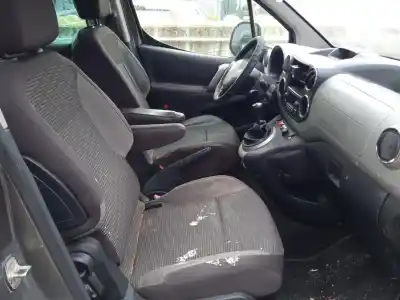 Veículo de Sucata peugeot partner tepee 1.6 hdi 16v do ano 2008 alimentado 9hx