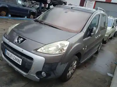Veículo de Sucata peugeot partner tepee 1.6 hdi 16v do ano 2008 alimentado 9hx