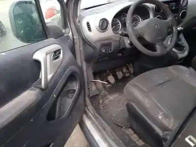 Veículo de Sucata peugeot partner tepee 1.6 hdi 16v do ano 2008 alimentado 9hx