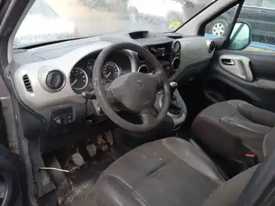 Veículo de Sucata peugeot partner tepee 1.6 hdi 16v do ano 2008 alimentado 9hx