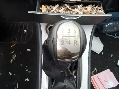 Veículo de Sucata toyota corolla (_e12_) 1.6 vvt-i (zze121_) do ano 2005 alimentado 3zzfe