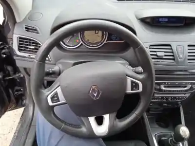 Здавання транспортного засобу renault megane iii fastback (bz0/1_, b3_) 1.5 dci (bz0c) року 2012 потужний k9k836