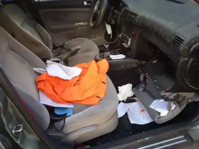 Veicolo di demolizione volkswagen passat b5.5 (3b3) 1.9 tdi dell'anno 2001 alimentato avf