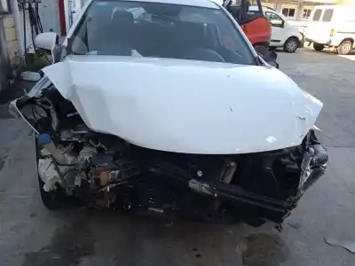 Veículo de Sucata kia cee'd fastback (ed) 1.6 crdi 90 do ano 2010 alimentado d4fb