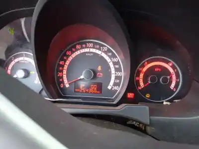 Veículo de Sucata kia cee'd fastback (ed) 1.6 crdi 90 do ano 2010 alimentado d4fb