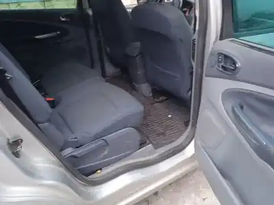 Veículo de Sucata ford s-max (wa6) 2.0 tdci do ano 2007 alimentado qxwb