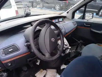Здавання транспортного засобу lancia phedra (179_) 2.0 d multijet (179.axl1b, 179.bxl1b) року 2008 потужний rhr