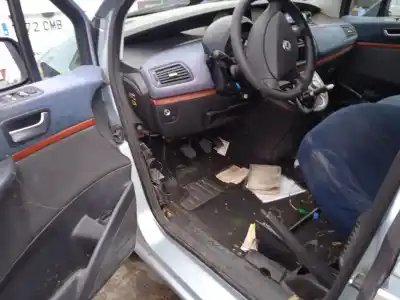 Здавання транспортного засобу lancia phedra (179_) 2.0 d multijet (179.axl1b, 179.bxl1b) року 2008 потужний rhr