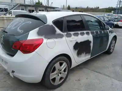 Scrapping Vehicle opel astra j (p10) 1.7 cdti (68) of the year 2011 powered a17dtr