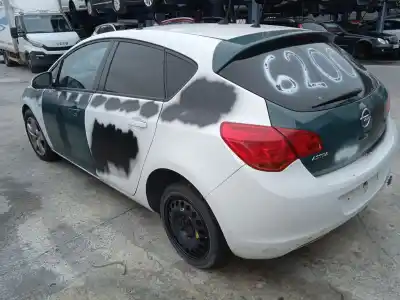 Scrapping Vehicle opel astra j (p10) 1.7 cdti (68) of the year 2011 powered a17dtr