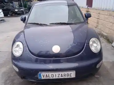 Veicolo di demolizione volkswagen                                         new beetle (9c1/1c1)                                                                                                                                                                                                                                       2.0                                                                                                                                                                                                                                                        dell'anno 2000 alimentato aqy