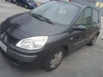 Veicolo di demolizione renault                                            scénic ii (jm0/1_)                                                                                                                                                                                                                                         1.5 dci (jm1f)                                                                                                                                                                                                                                             dell'anno 2007 alimentato k9k724