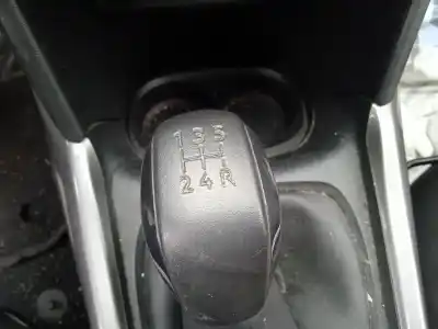 Scrapping Vehicle peugeot 2008 i (cu_) 1.2 puretech 82 of the year 2019 powered hmr (eb2fa)