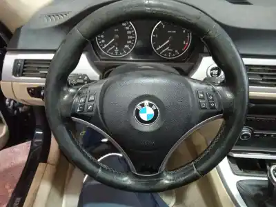 Sloopvoertuig bmw 3 (e90) 320 d van het jaar 2006 aangedreven 204d4