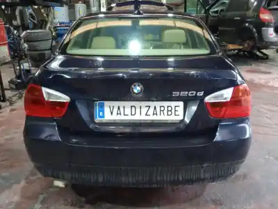 Sloopvoertuig bmw 3 (e90) 320 d van het jaar 2006 aangedreven 204d4