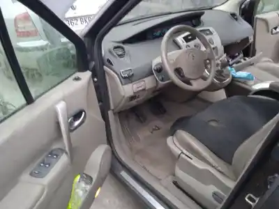 Утилизация автомобиля renault                                            scénic ii (jm0/1_)                                                                                                                                                                                                                                         1.9 dci (jm0g, jm12, jm1g, jm2c) года 2005 питание f9q812