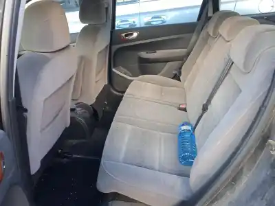 Veículo de Sucata peugeot 307 break (3e) 2.0 hdi 90 do ano 2004 alimentado rhy