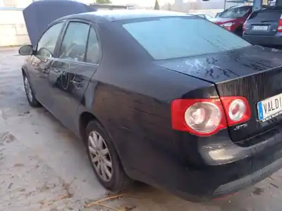 Scrapping Vehicle volkswagen jetta iii (1k2) 1.6 of the year 2007 powered bse