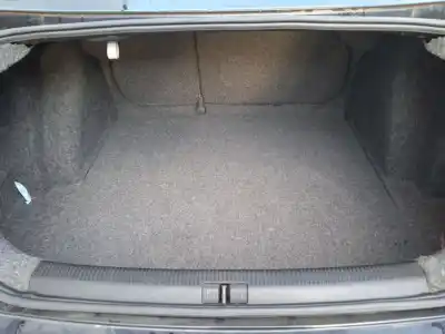 Scrapping Vehicle volkswagen jetta iii (1k2) 1.6 of the year 2007 powered bse