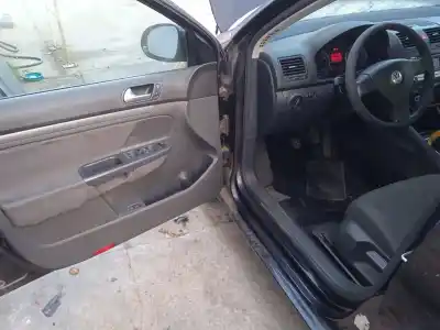 Scrapping Vehicle volkswagen jetta iii (1k2) 1.6 of the year 2007 powered bse