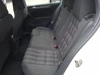 Veicolo di demolizione volkswagen golf vi (5k1) 2.0 tdi dell'anno 2009 alimentato cbb