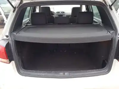 Veicolo di demolizione volkswagen golf vi (5k1) 2.0 tdi dell'anno 2009 alimentato cbb