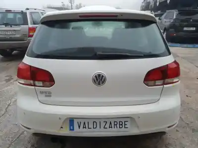 Veicolo di demolizione volkswagen golf vi (5k1) 2.0 tdi dell'anno 2009 alimentato cbb