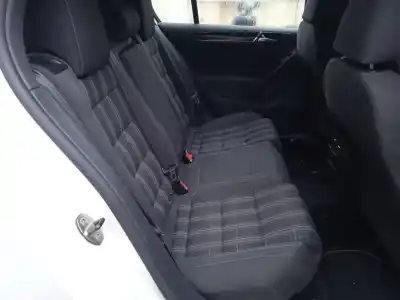 Veicolo di demolizione volkswagen golf vi (5k1) 2.0 tdi dell'anno 2009 alimentato cbb