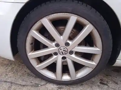 Veicolo di demolizione volkswagen golf vi (5k1) 2.0 tdi dell'anno 2009 alimentato cbb