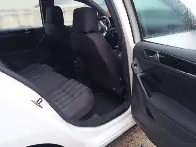 Veicolo di demolizione volkswagen golf vi (5k1) 2.0 tdi dell'anno 2009 alimentato cbb